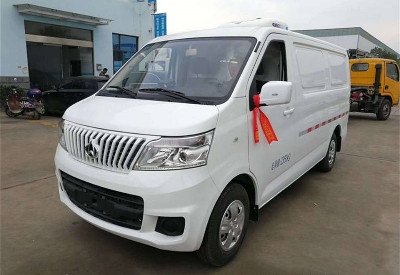 長安睿行M80國六面包冷藏車